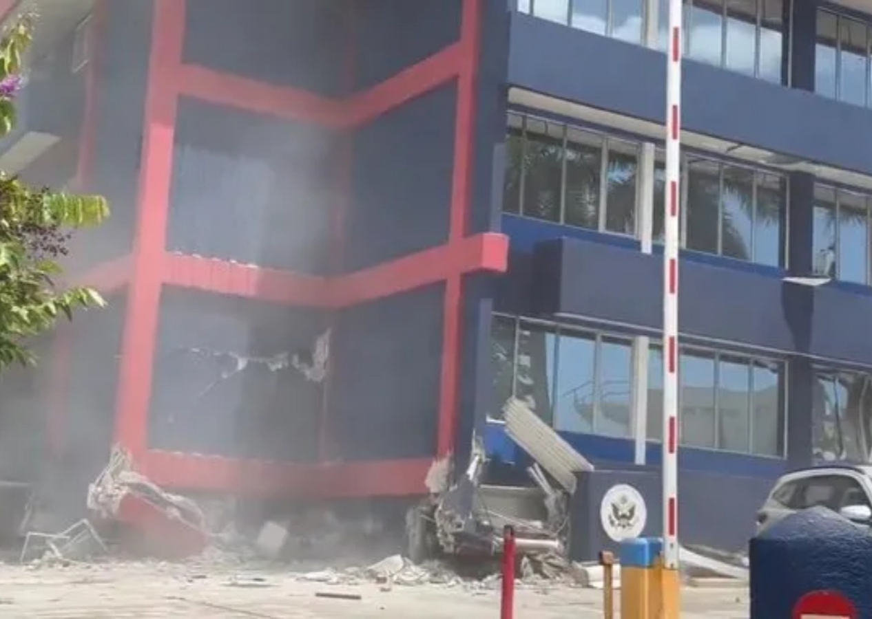 Büyük Okyanus’taki Vanuatu'da 7.3 büyüklüğünde deprem! Tsunami uyarısı verildi...