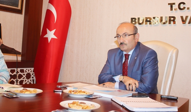 Eski Burdur Valisi Kürklü FETÖ'den gözaltına alındı...