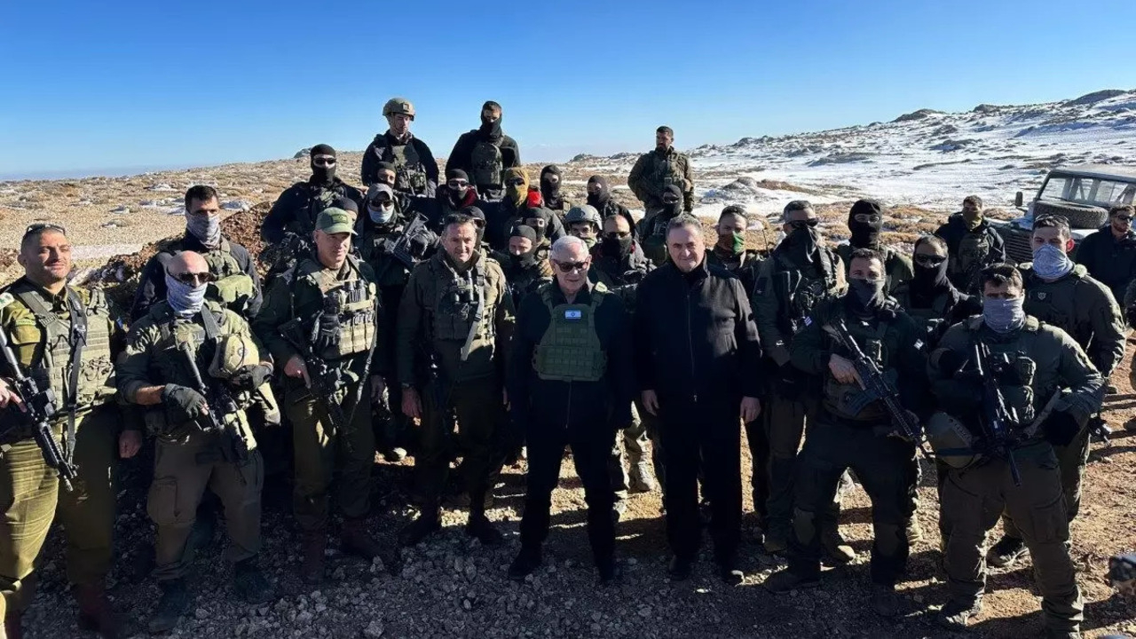 Binyamin Netanyahu, işgal ettiği Suriye topraklarına ayak bastı!