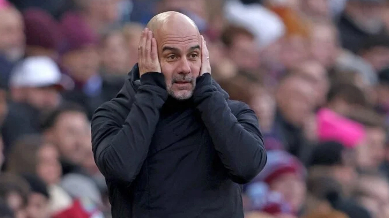 Manchester City'nin çöküşü devam ediyor! Bir darbe de Aston Villa'dan
