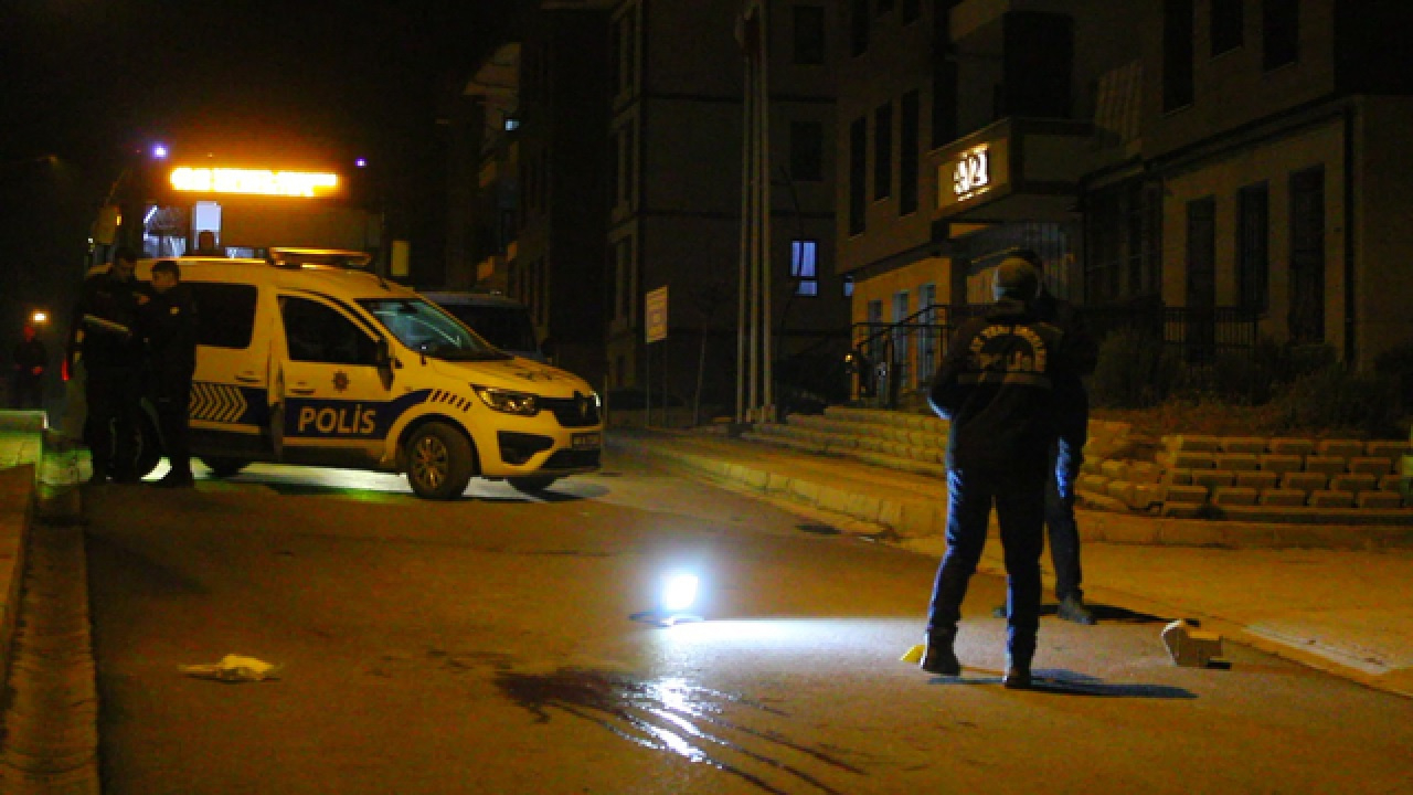 Malatya'da korkunç saldırı! Emekli öğretmen evinin önünde vuruldu