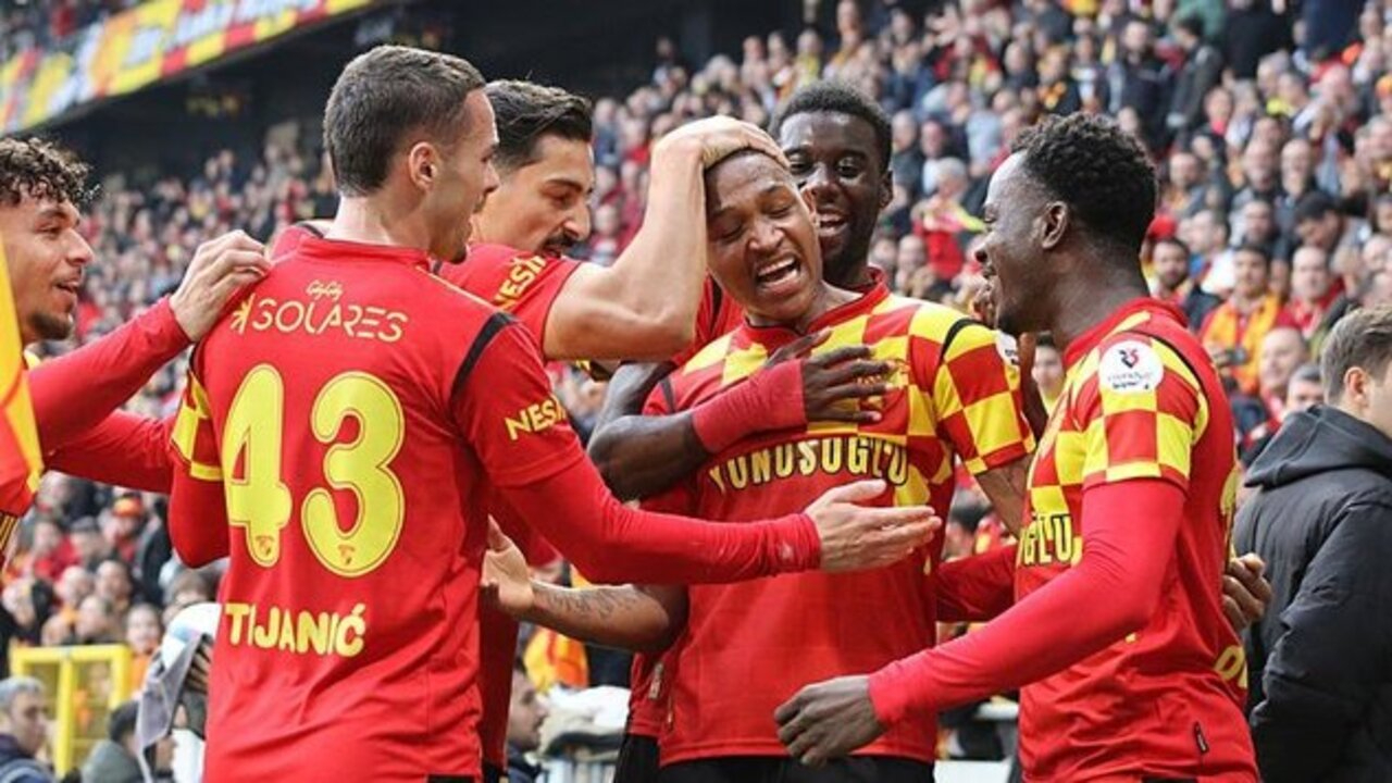 Göztepe evinde 3 attı, hanesine 3 puanı yazdırdı! Göztepe 3 - 0 Çaykur Rizespor | Maçın özeti