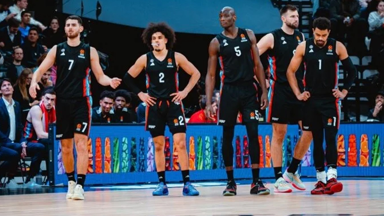 Fenerbahçe'yi çıldırtan skandal! Maçı ertelettiler, 3 gün sonra tam kadro maça çıktılar