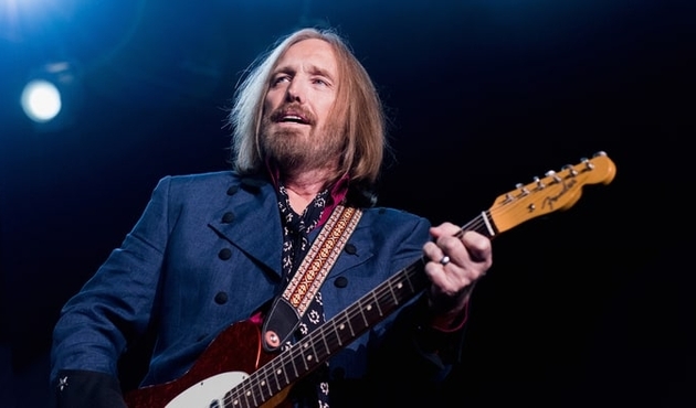 Rock yıldızı Tom Petty hayatını kaybetti...