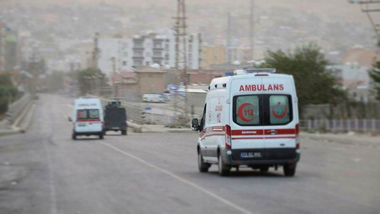 Bingöl'de feci kaza: Yolcu otobüsü devrildi! Ölü ve yaralılar var!
