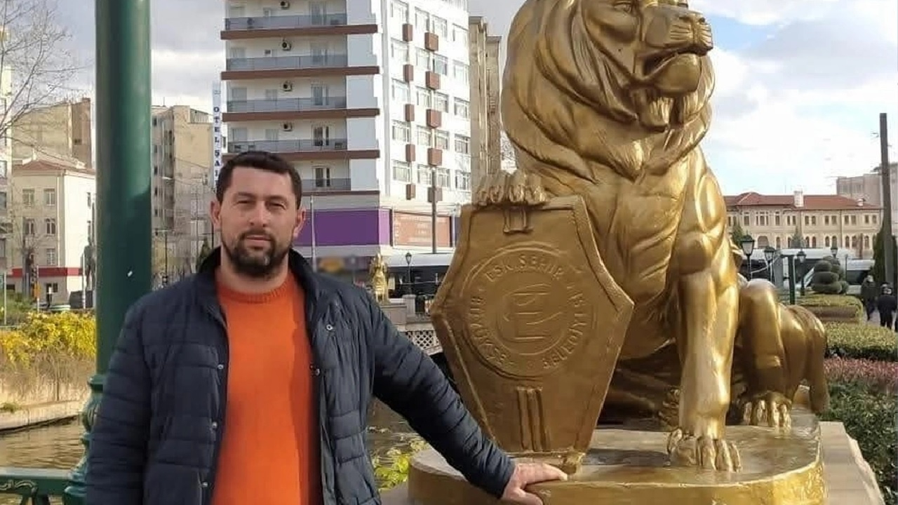 Yıkımı yapılan binadan düşen adam yaşamını yitirdi...