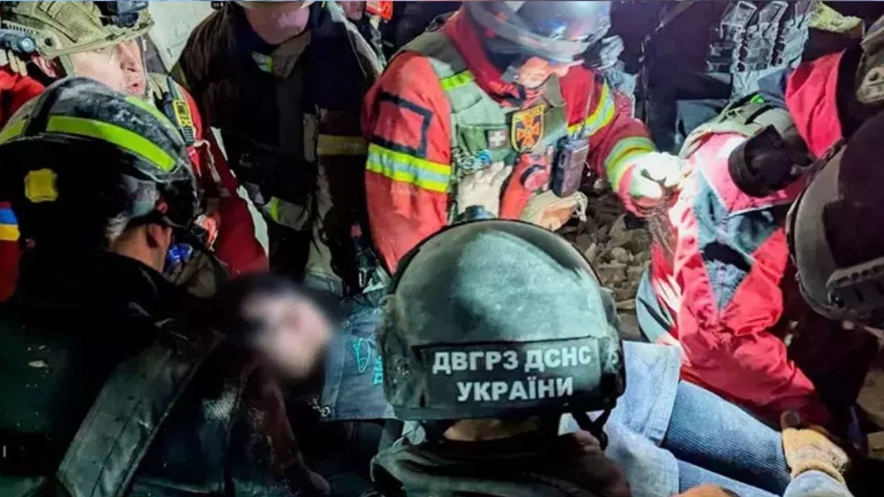Ukrayna'da hedef siviller! Rusya hava saldırısı düzenledi! Kiev'de bina vuruldu!