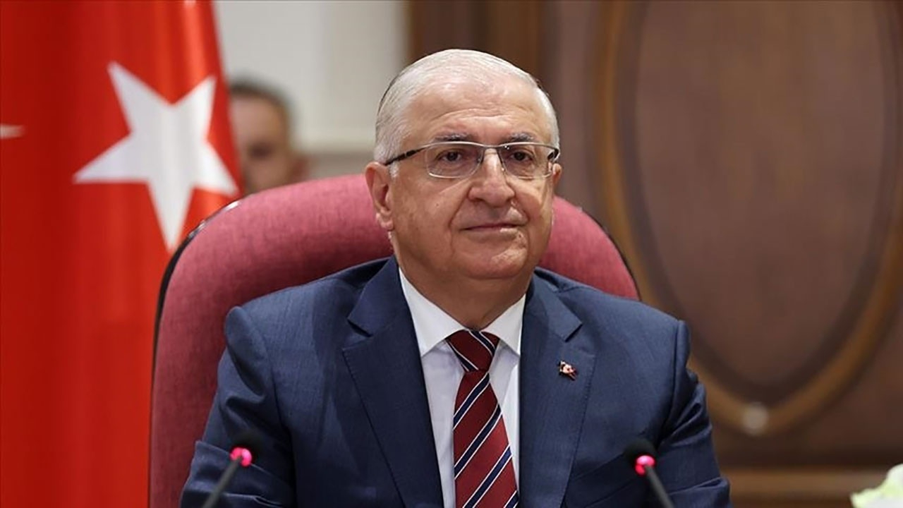 Bakan Yaşar Güler, ABD'li Mevkidaşı Austin ile Görüştü: Gündem Suriye ve Bölgesel Güvenlik