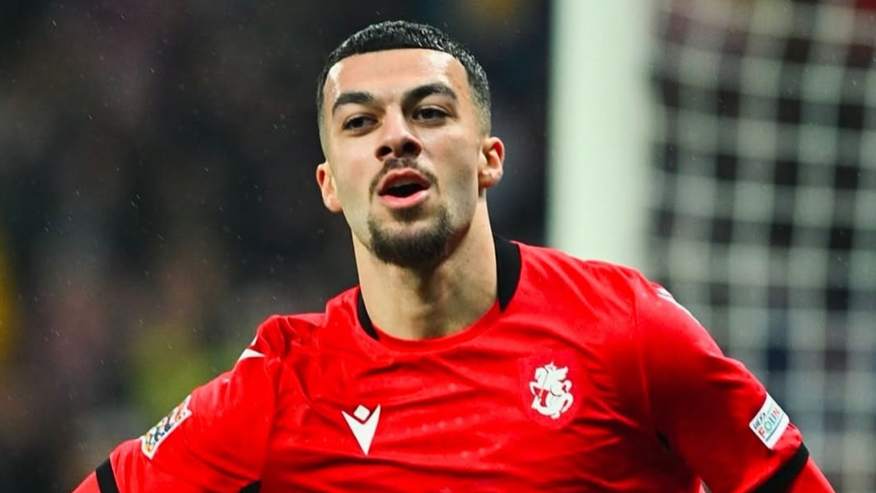 Galatasaray taraftarını yıkan haber! Gürcü golcü transferi yalan oldu! İşte Lyon'un Mikautadze kararı