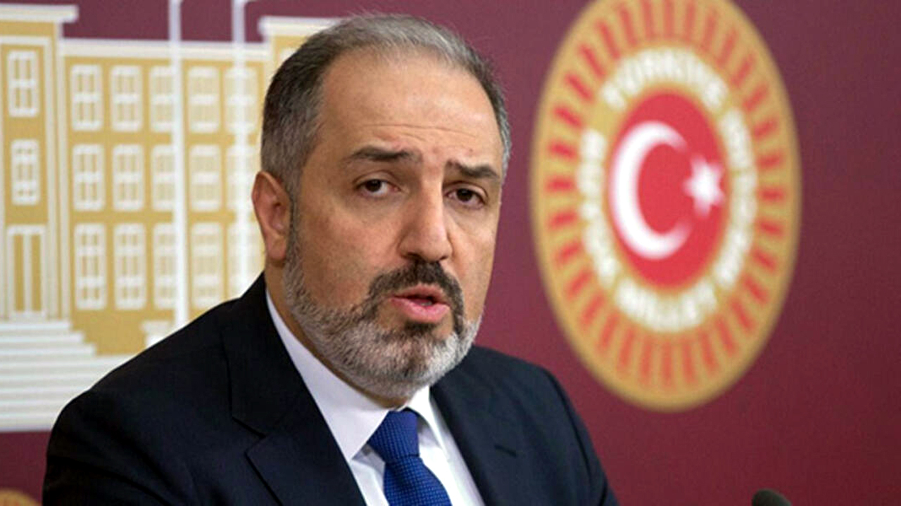 DEVA'da forvet hattı çöktü! Mustafa Yeneroğlu istifa etti