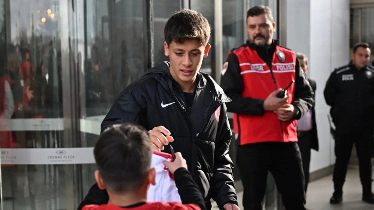 Arda Güler yurda döndü: Soluğu memleketinde aldı!