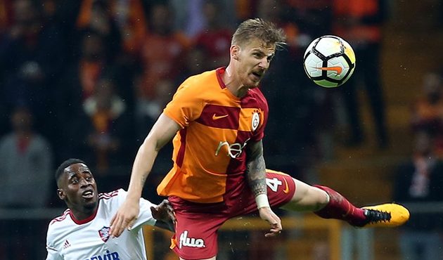 Galatasaray'da Serdar Aziz alarmı