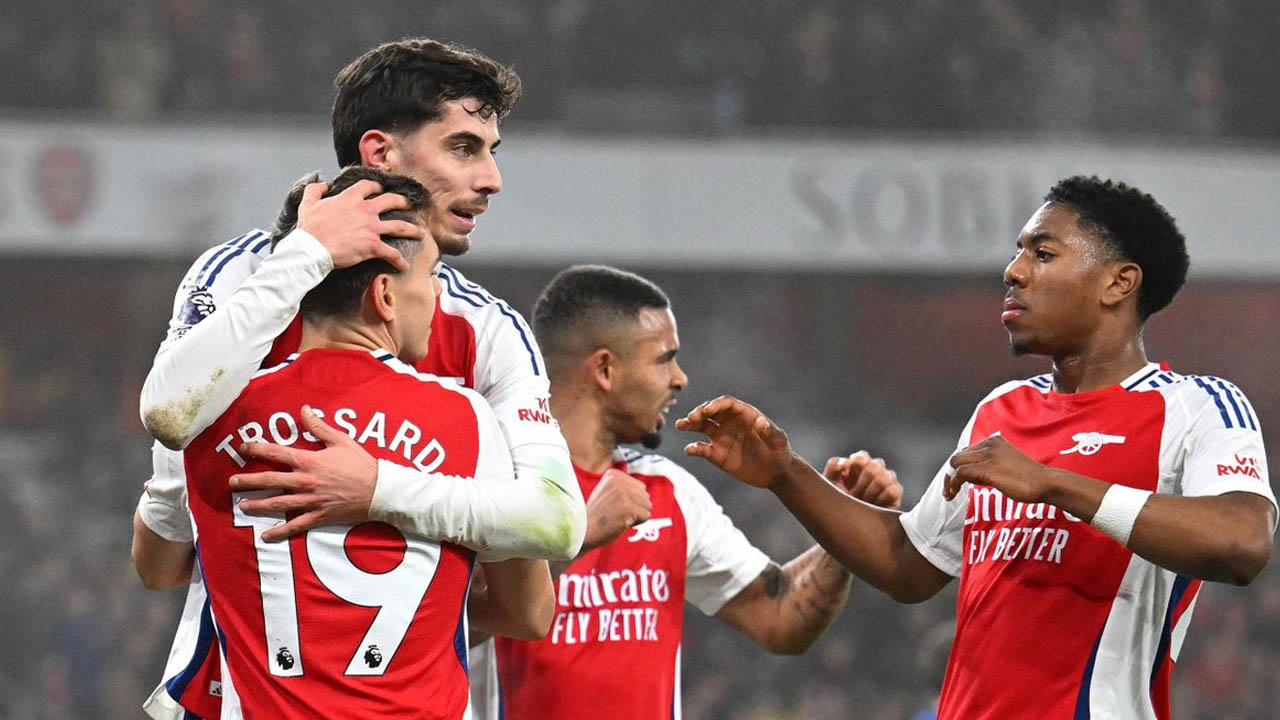 Arsenal Boxing Day'de galibiyet alıp Premier Lig'de ikinci sıraya yükseldi