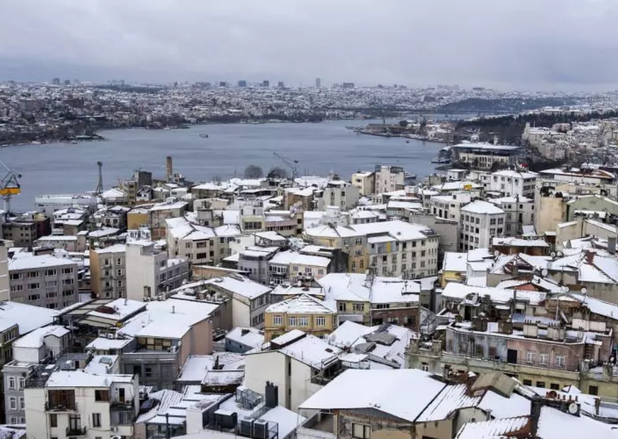 AKOM'dan İstanbul'a kar yağışı uyarısı: Saat 15.00'ten sonra geliyor...