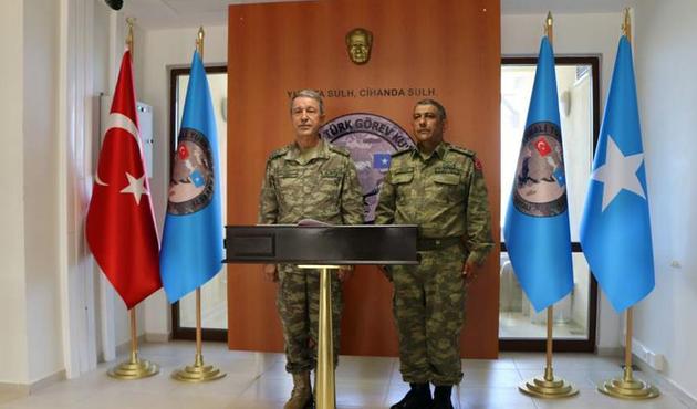 Genelkurmay Başkanı Akar Somali'de Harp Okulu açtı!