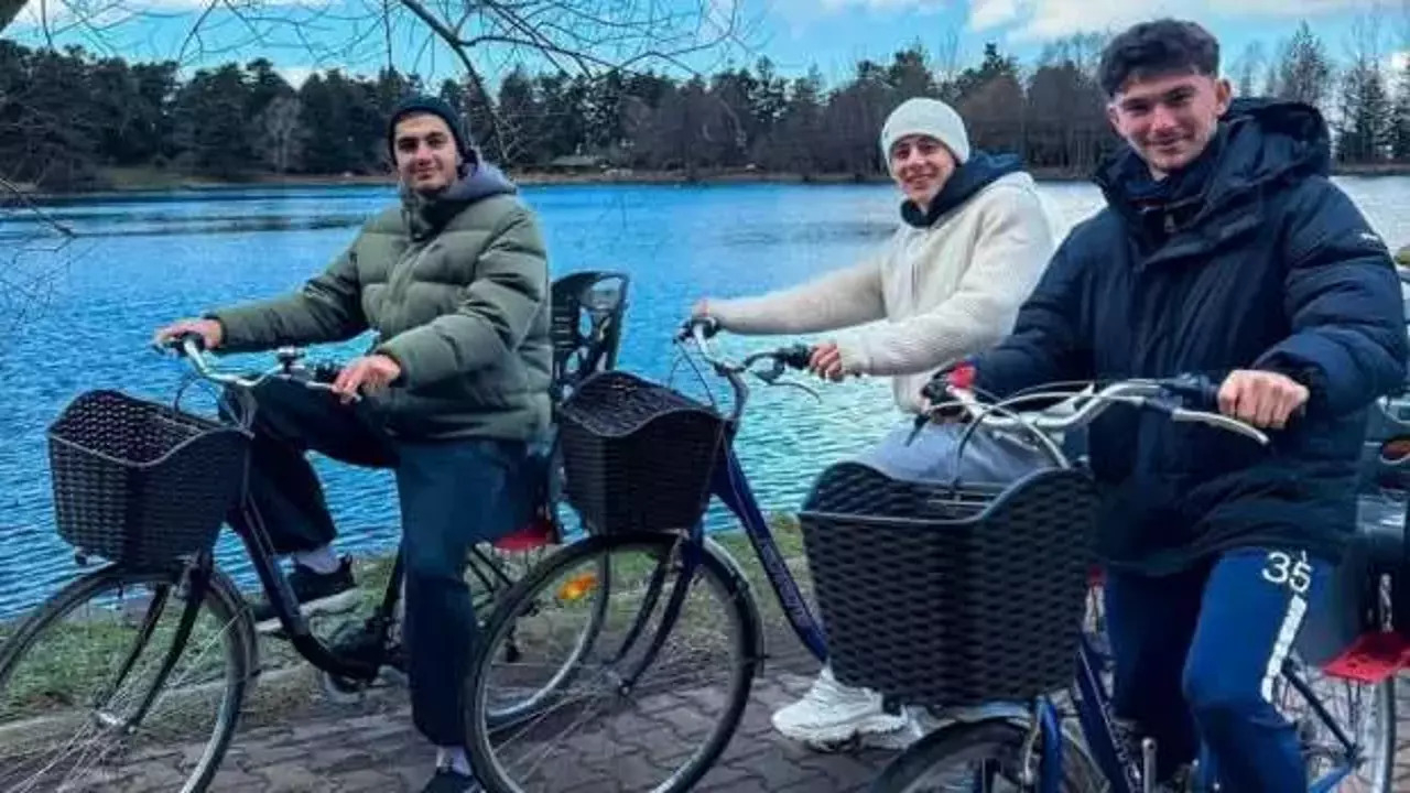 Real Madrid'in parlayan yıldızı Arda Güler, tatilinden fotoğraflar paylaştı!