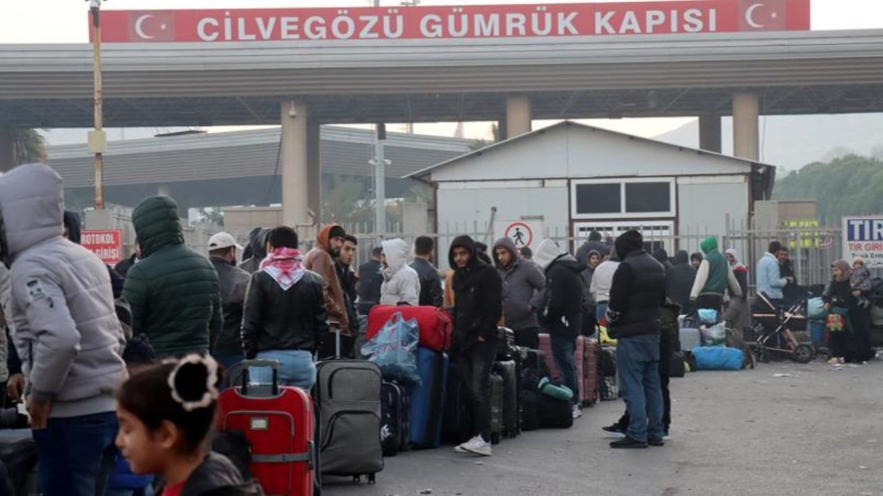 Bakan Yerlikaya tarih verdi: Ülkelerine dönen Suriyeli sayısı artacak!