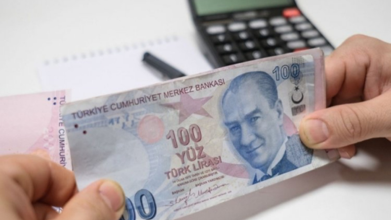 Çalışanların günlük yemek parası 240 lira, yol parası 126 liraya çıktı