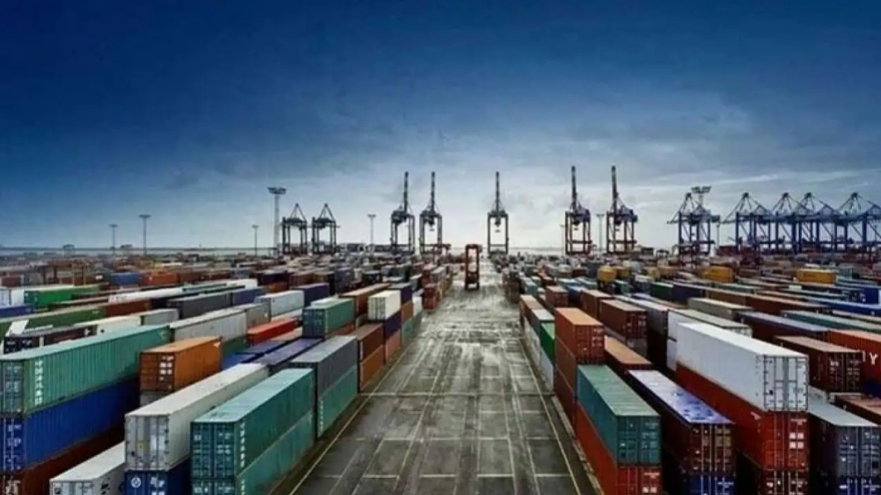 Dış ticaret açığı kasım ayında yükseldi