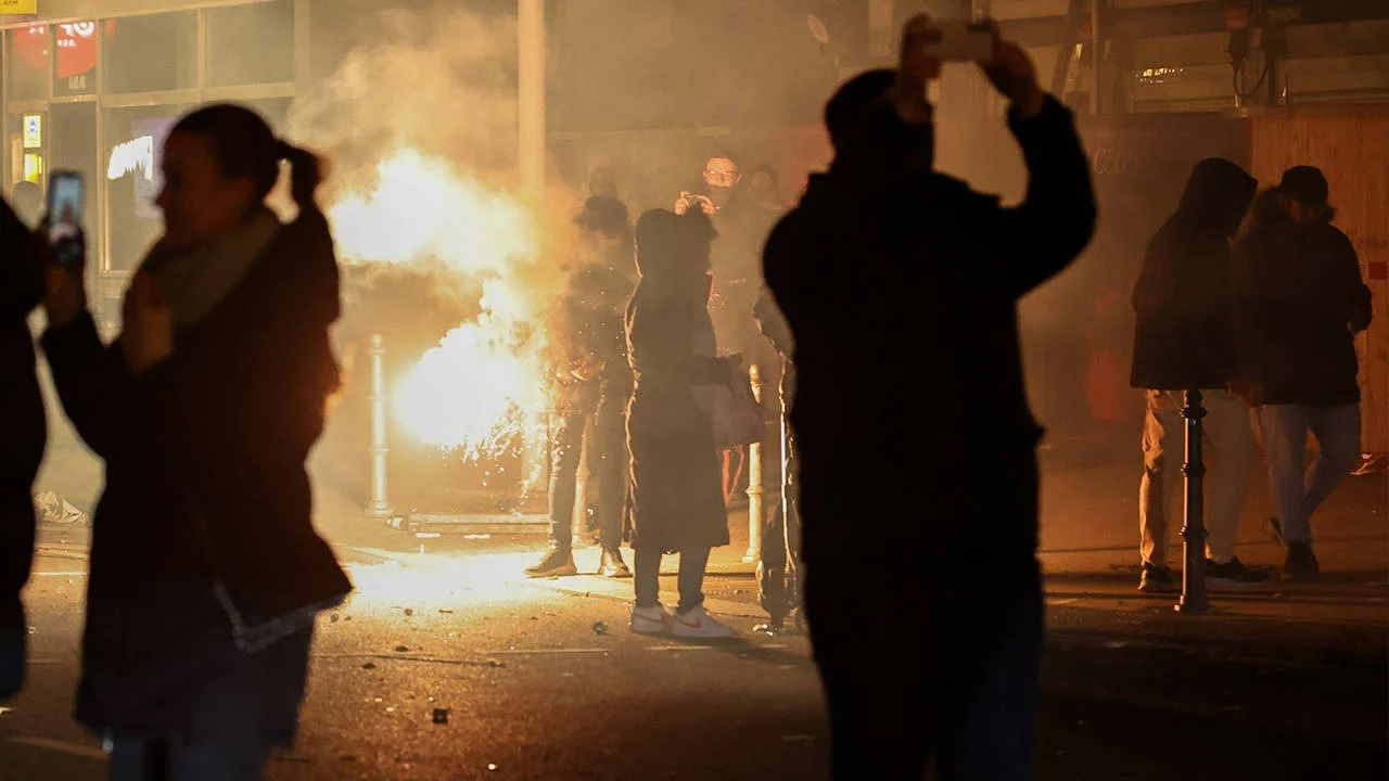 Almanya’da yılbaşı bilançosu: 5 ölü, 31 yaralı, 330 gözaltı