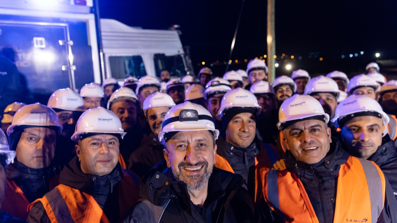 Fiber hız Mardin'de! Türk Telekom Ceo'su Önal: Fiberin hızını Türkiye’nin her köşesine taşıyoruz