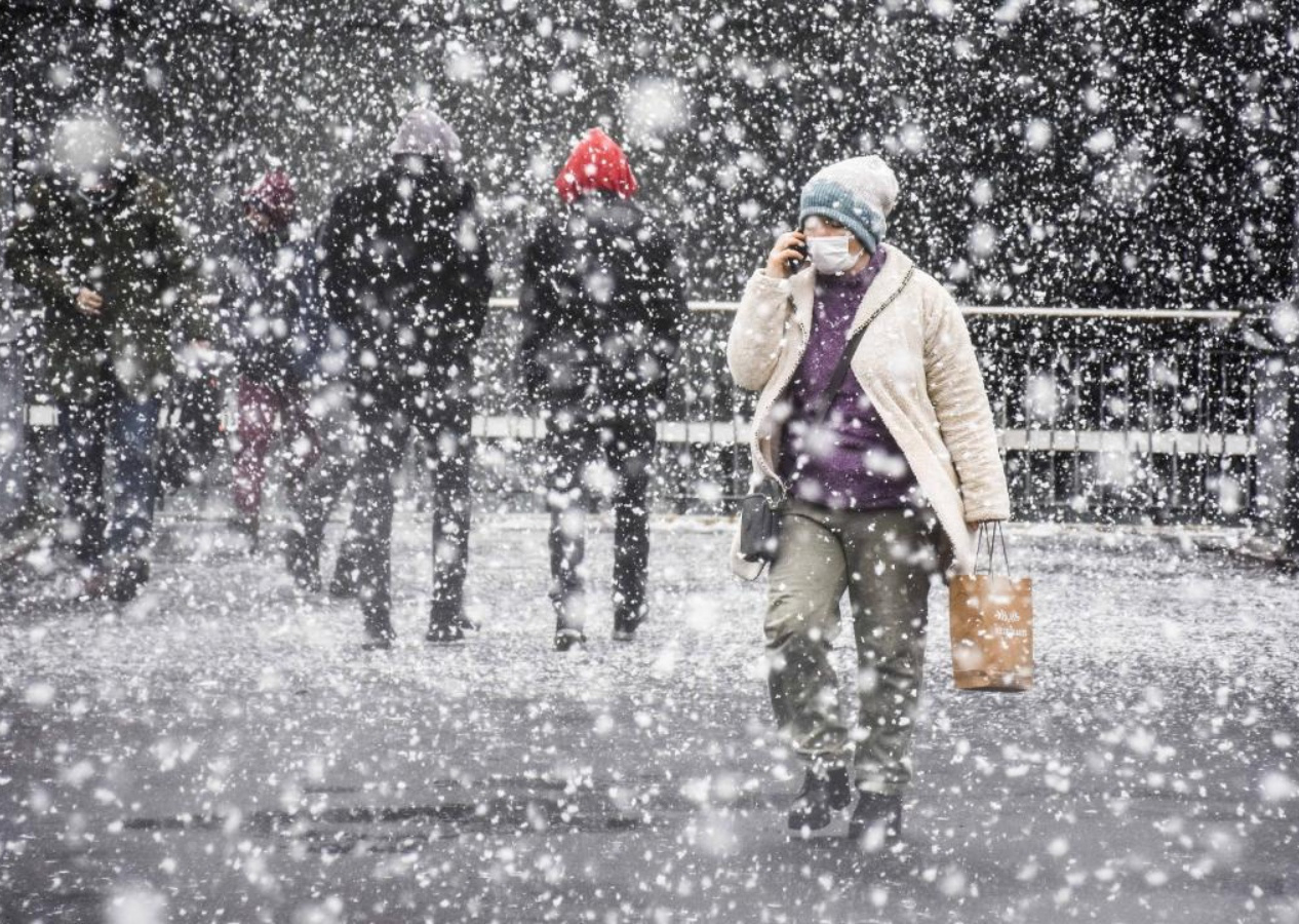 Kar Edirne'den giriş yaptı! Meteoroloji'den İstanbul dahil 13 ile sarı kodlu uyarı... Bugüne dikkat!