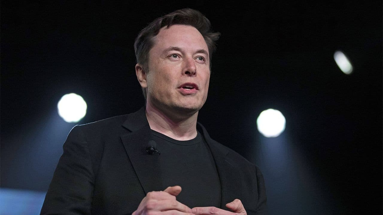 O ismi işaret etti! Elon Musk’tan İngiltere’ye sert mesaj: Serbest bırakılmalı