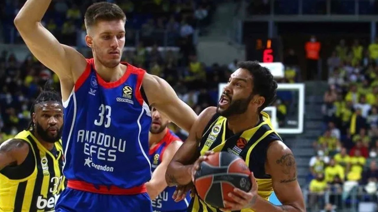 Fenerbahçe Beko Anadolu Efes maç özeti: Kim kazandı, maç kaç kaç bitti