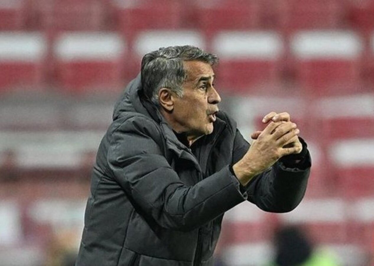 Şenol Güneş'ten oyuncularına sitem: Daha önce olan hadise yine başımıza geldi!