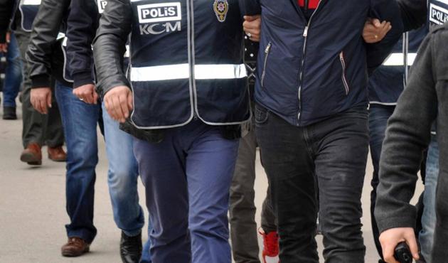 FETÖ'cü öğretmenlere operasyon! Çok sayıda gözaltı var...