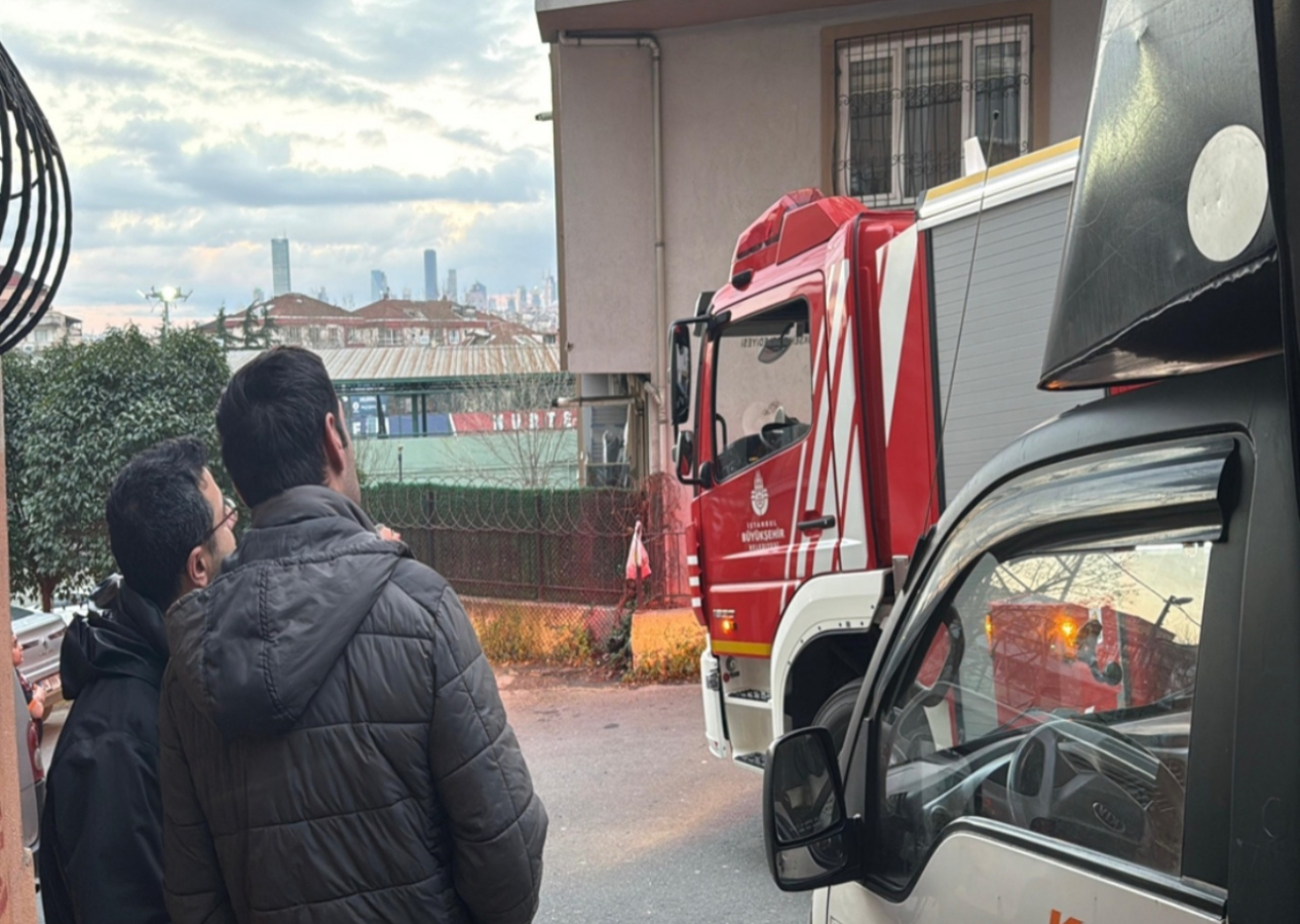 Çamaşır makinesi ev sahibini içeri almadı! Kağıthane'de fıkra gibi olay...