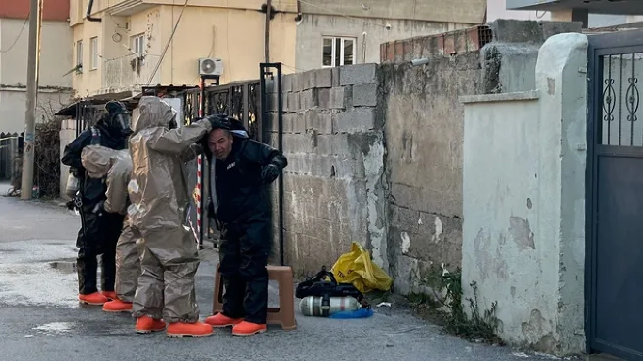 Mersin'de korkunç olay! Evde 2 çocuğun cansız bedenleri bulundu! 6 çocuk da tedaviye alındı