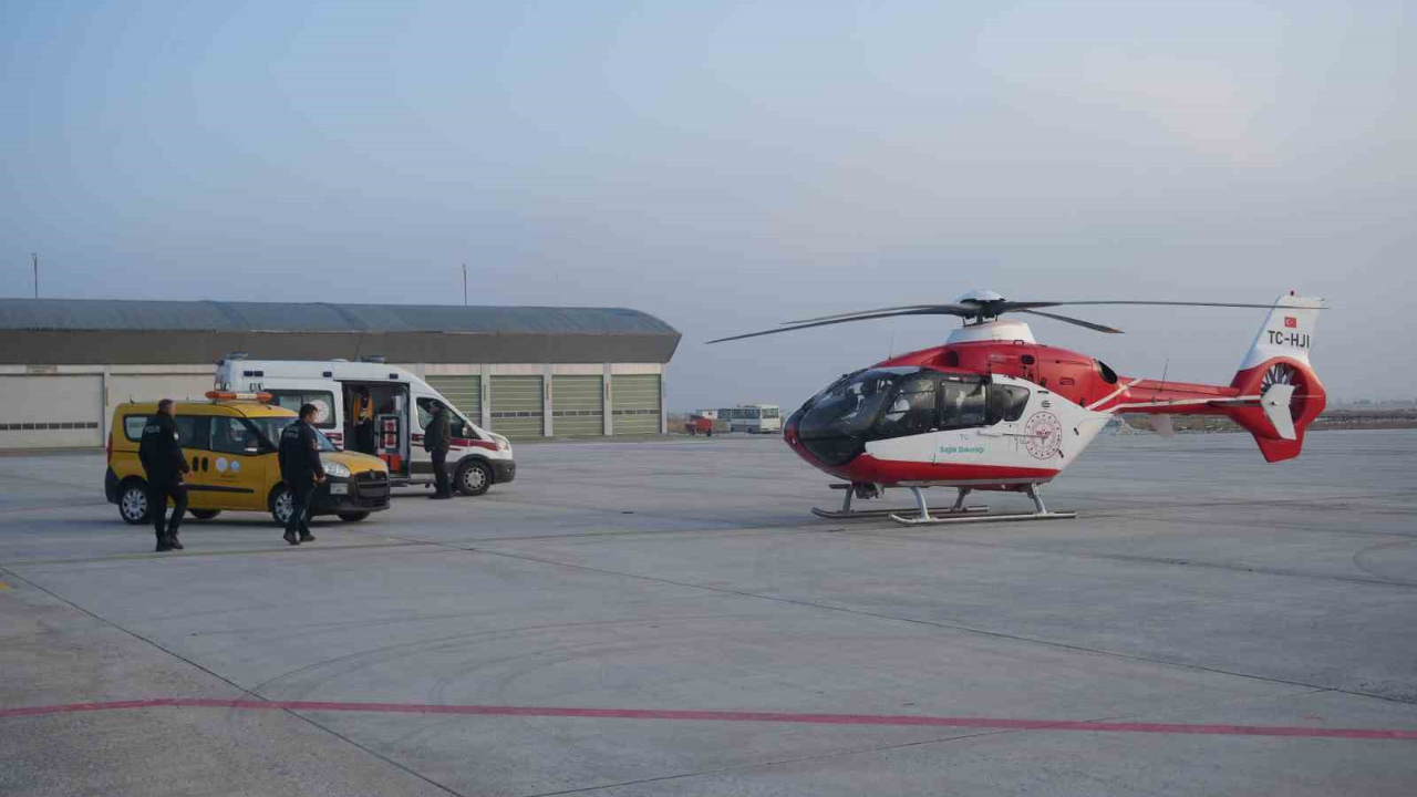 Muş'ta minik bebek için mücadele! Ambulans helikopter ile Ankara'ya ulaştırıldı...