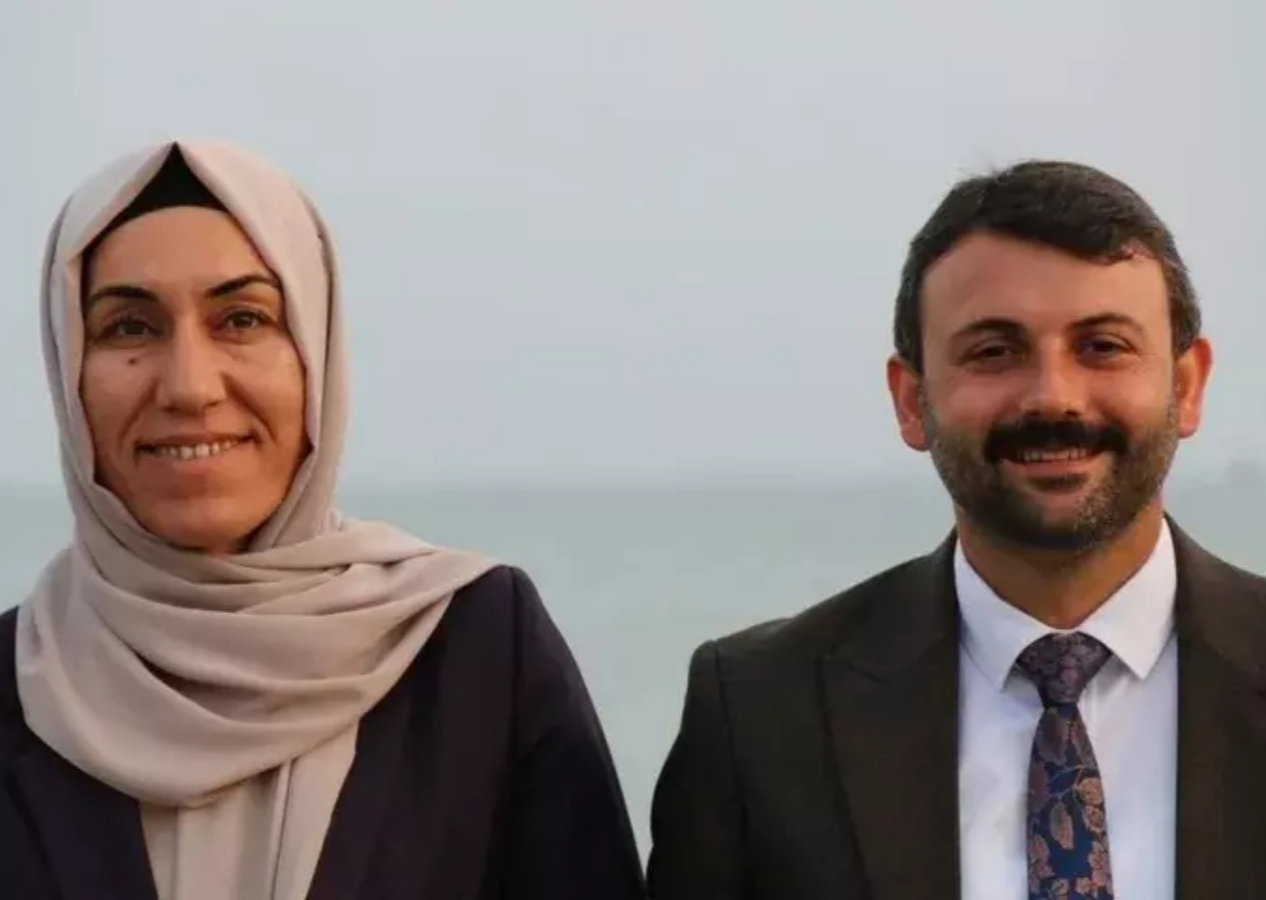 Akdeniz Belediyesi Başkanları ve Meclis üyeleri gözaltına alındı! Kayyum atandı...