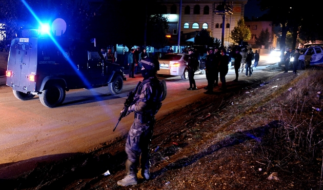 Bursa'da terör operasyonu: 8 gözaltı...