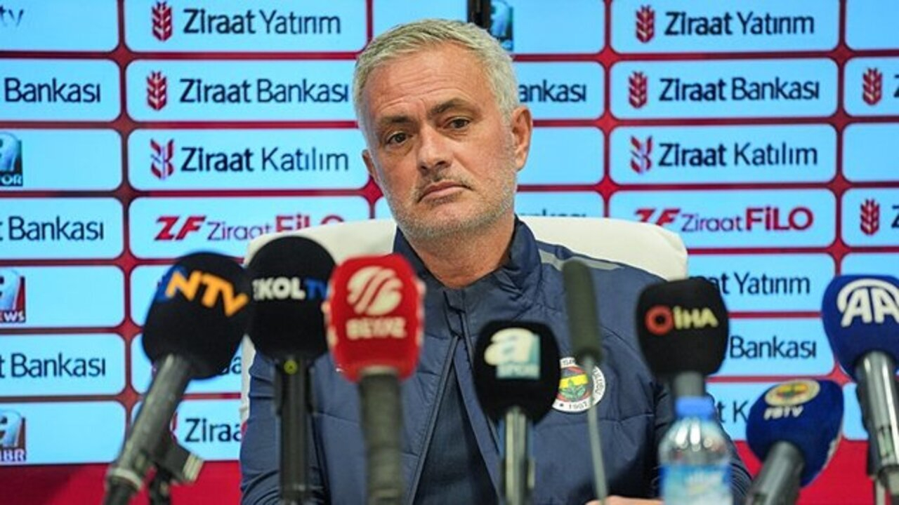 Jose Mourinho basın toplantısında o muhabirden özür diledi: Tepkim sana değildi!