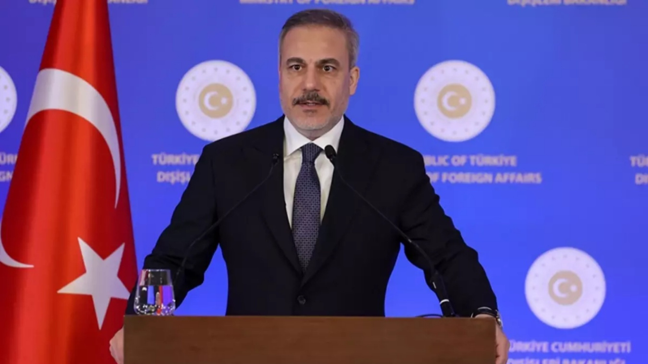 "Terör örgütü için yolun sonu görünüyor" diyen Dışişleri Bakanı Hakan Fidan'dan operasyon mesajı: YPG'ye gerekirse biz operasyon yaparız!