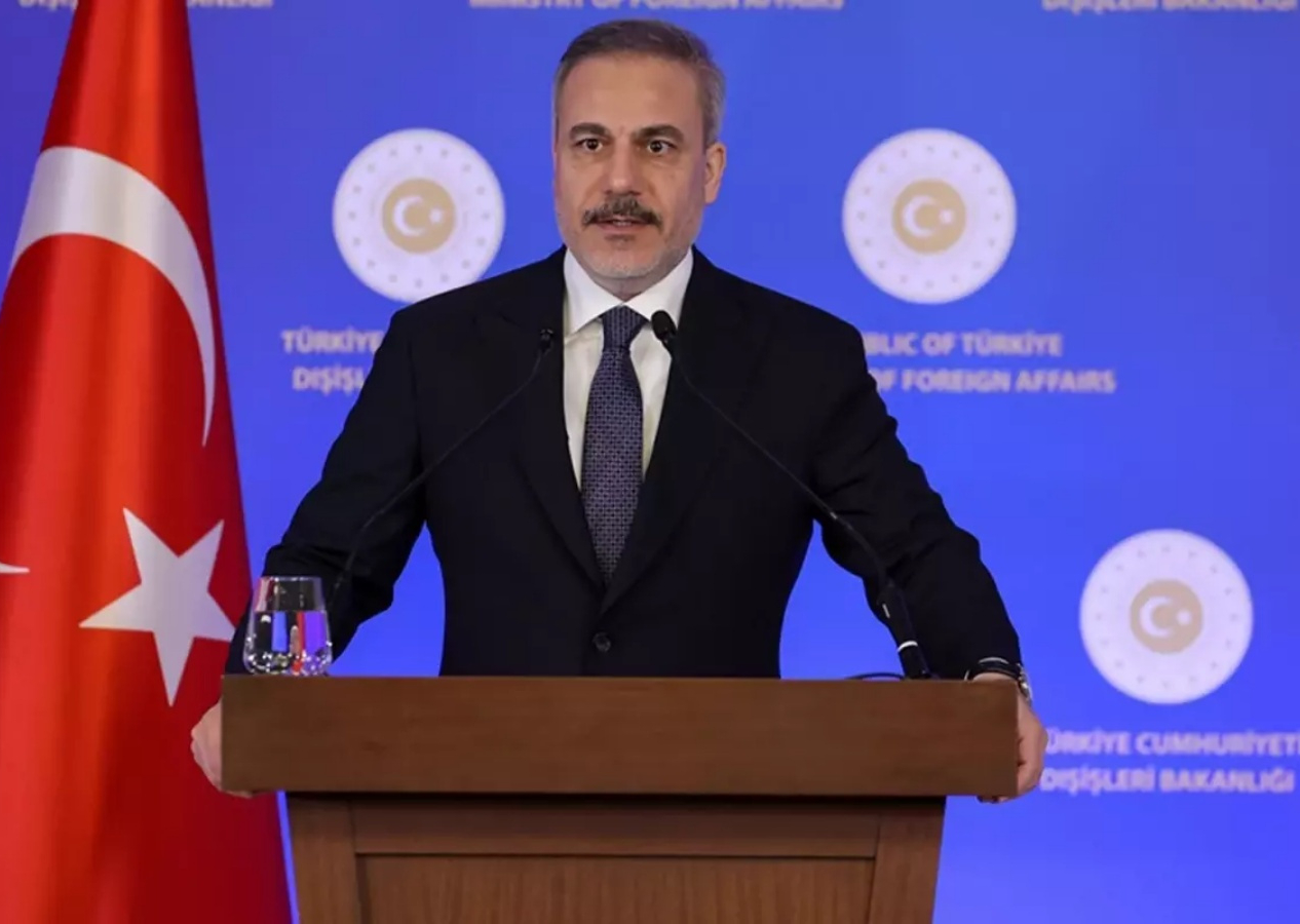 "Terör örgütü için yolun sonu görünüyor" diyen Dışişleri Bakanı Hakan Fidan'dan operasyon mesajı: YPG'ye gerekirse biz operasyon yaparız!