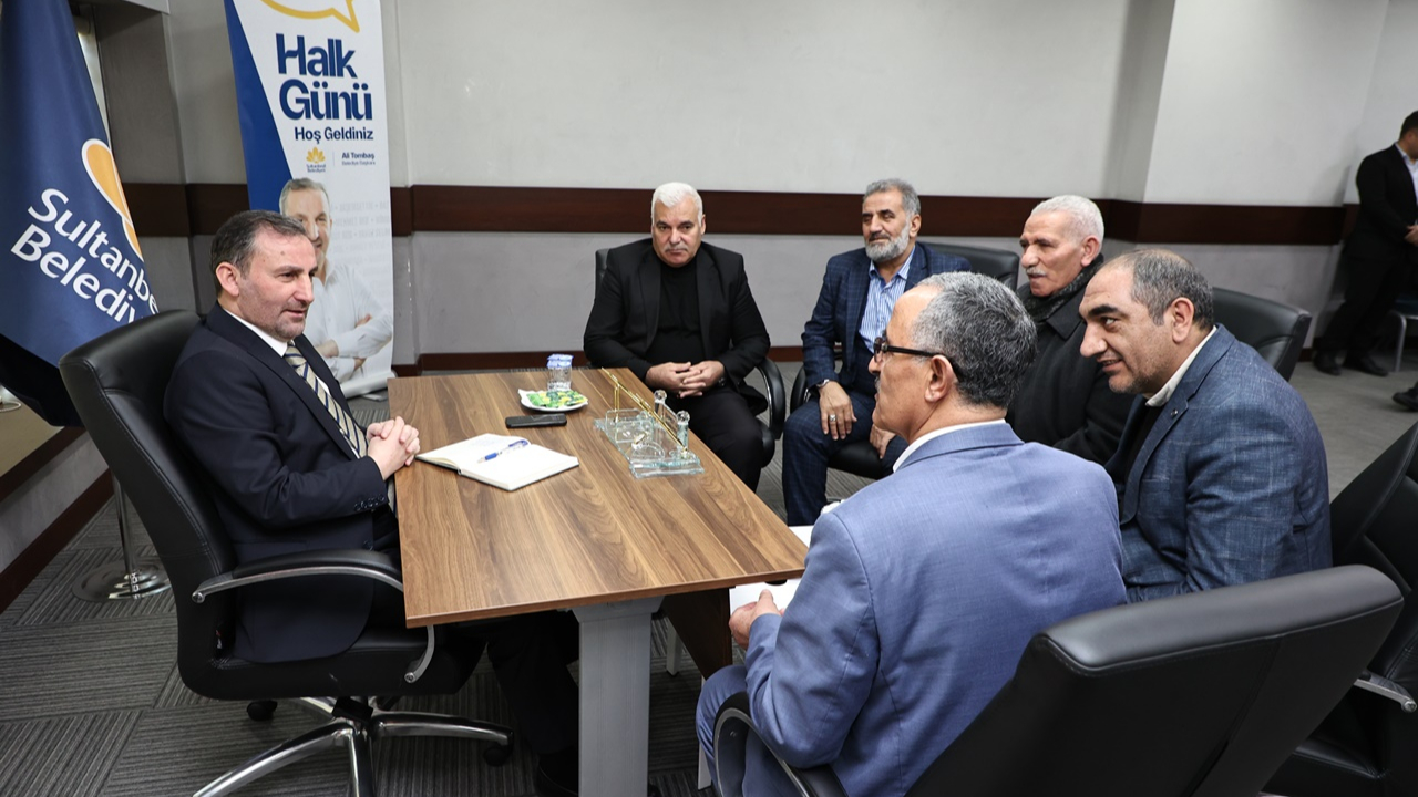 Sultanbeyli Belediye Başkanı Ali Tombaş, randevusuz Halk Günü başlattı! İlk günden yoğun ilgi