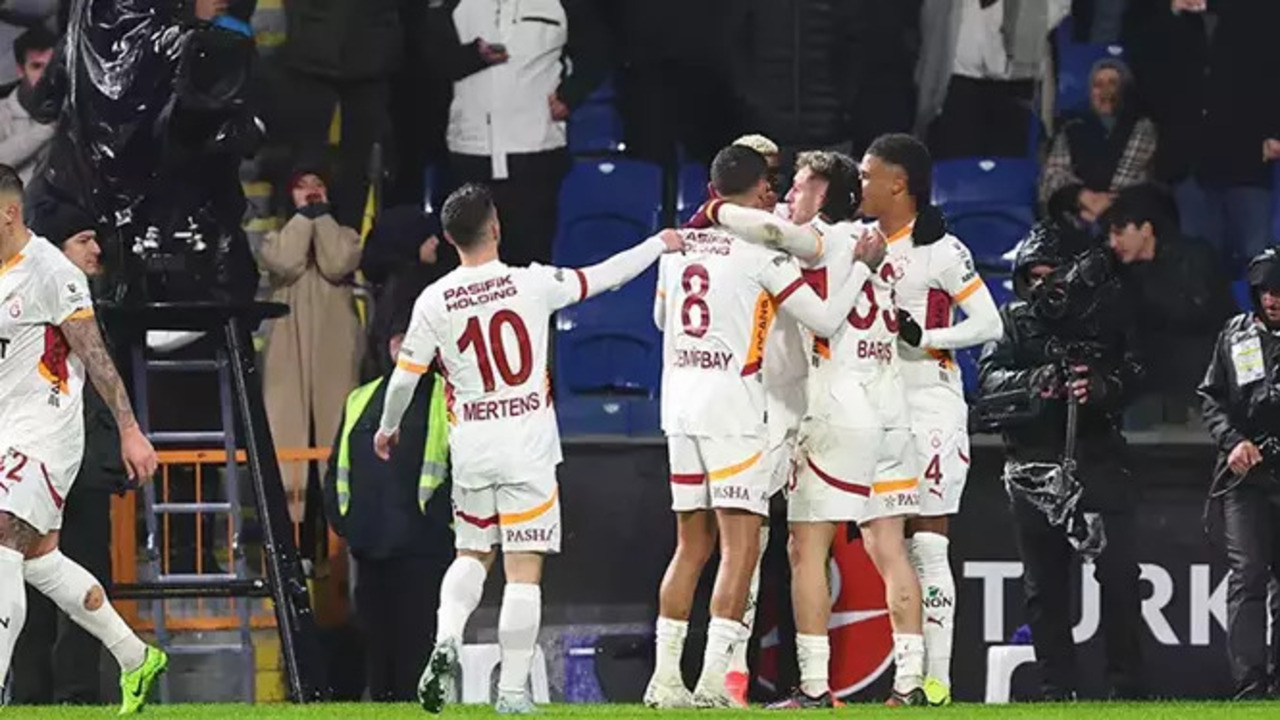 Barış Alper'in sahneye çıktı, Galatasaray zorlansa da kazandı! Başakşehir FK 1 - 2 Galatasaray | Maçın özeti