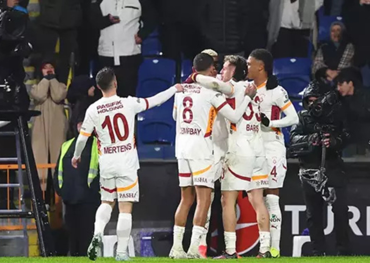 Barış Alper'in sahneye çıktı, Galatasaray zorlansa da kazandı! Başakşehir FK 1 - 2 Galatasaray | Maçın özeti