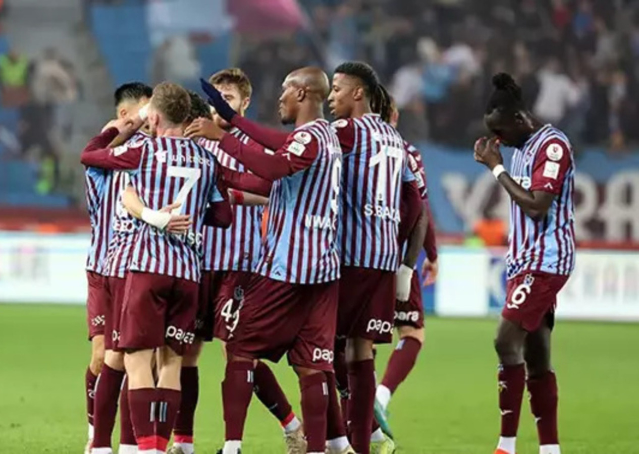 Trabzonspor gol oldu yağdı, evinde farklı kazandı! Trabzonspor 5 - 0 Antalyaspor | Maçın özeti