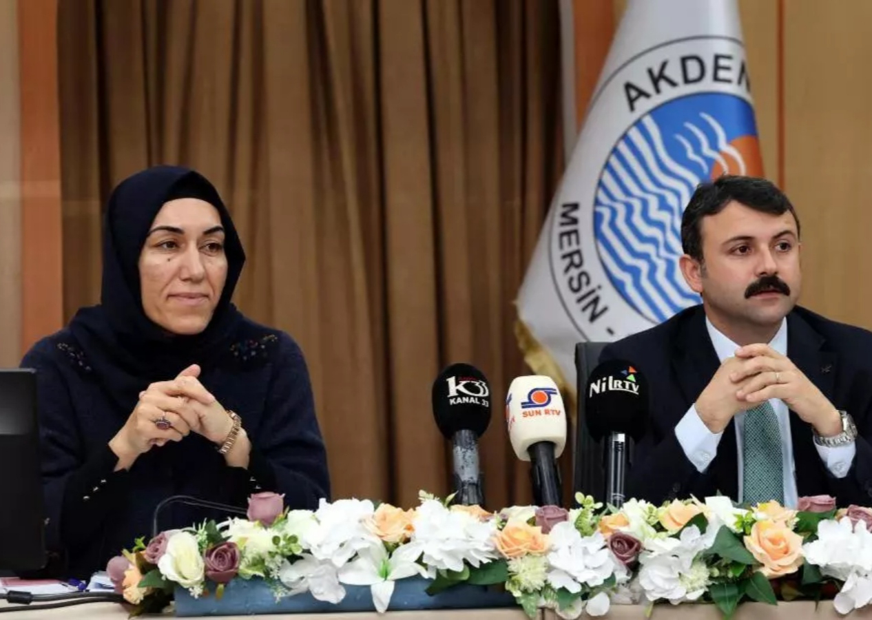 DEM Partili Akdeniz Belediye Başkanı Hoşyar Sarıyıldız ile 4 belediye meclis üyesi tutuklandı