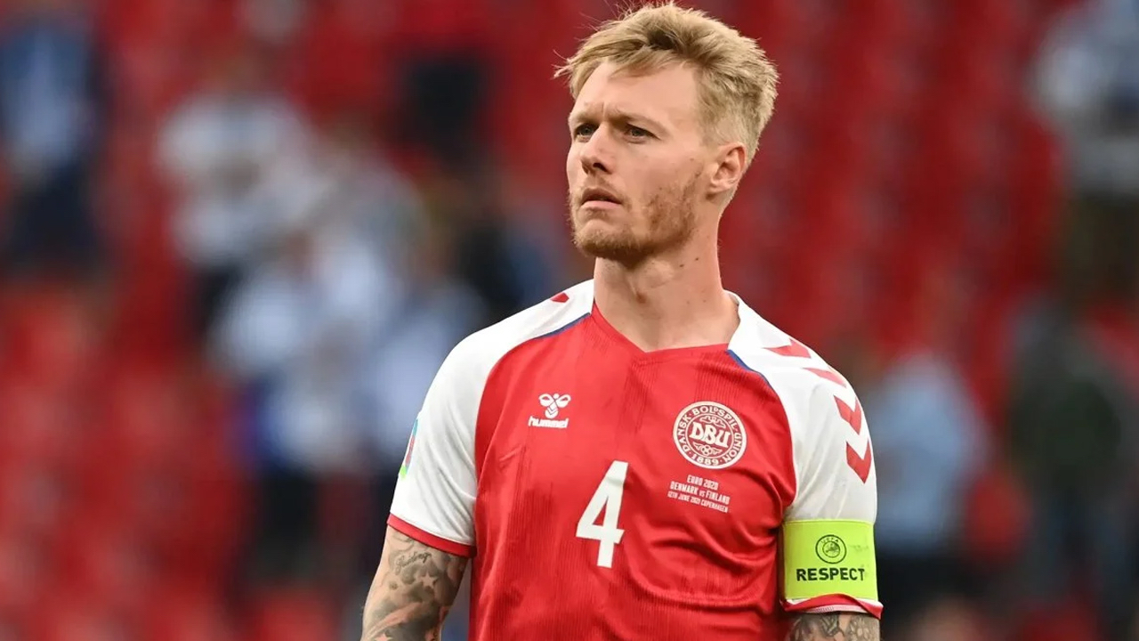 Fenerbahçe'nin eski stoperi Simon Kjaer futbola veda etti