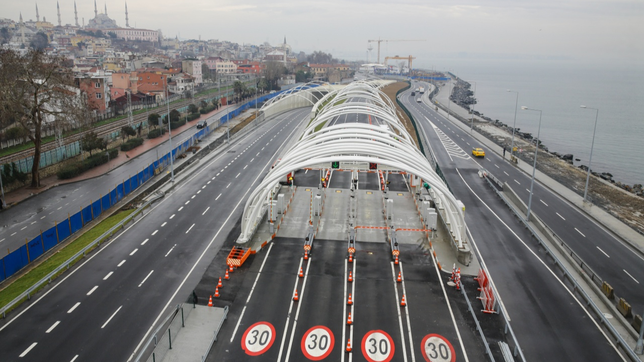 Yol ücretlerine peş peşe zam! Avrasya Tüneli geçiş ücretlerine dev zam