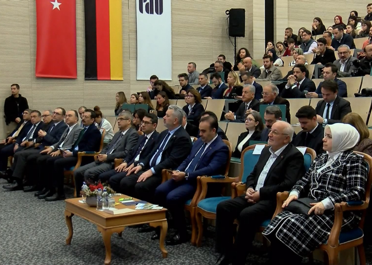 Bakan Kacır'dan 550 milyon liralık mali destek açıklaması: "Yenilikçi çalışmalarımızı sürdürüyoruz"