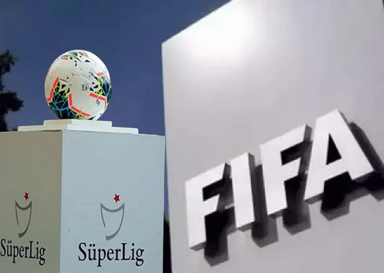 FIFA resmen açıkladı: İki Süper Lig ekibine transfer yasağı!