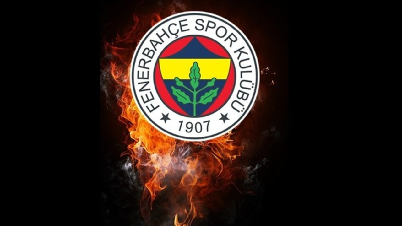 Fenerbahçe'den, Galatasaray'a çok sert yanıt: Şampiyonluk posterlerinden oyuncularını silenler!