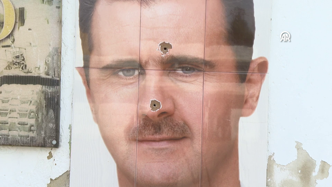 Şam Kasyun Dağı'ndaki kışla görüntülendi! İşte içinden çıkanlar...