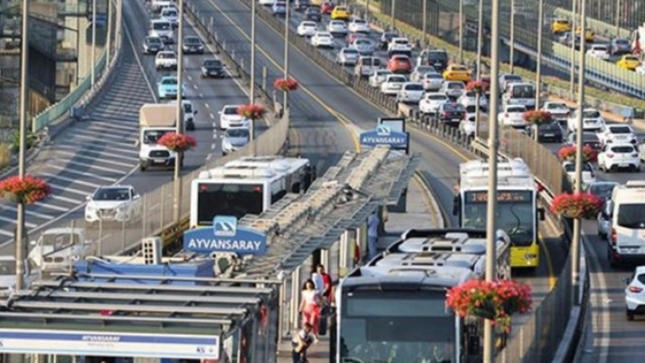 İstanbul'da toplu taşımaya dev zam